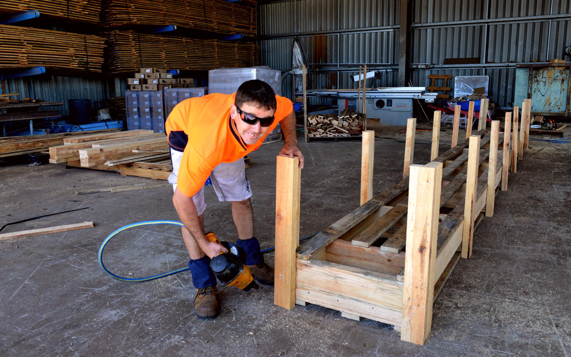 mackay crates